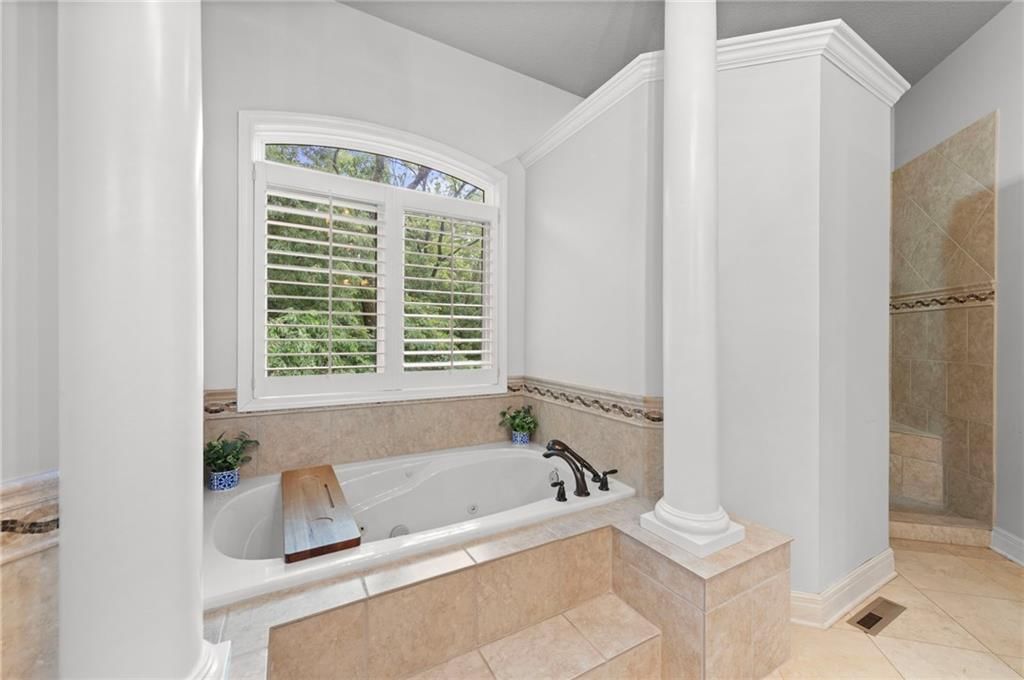 6930 NW WHITE PINE Circle — photo 45