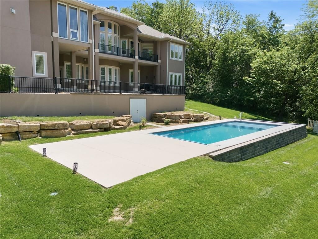 6930 NW WHITE PINE Circle — photo 57