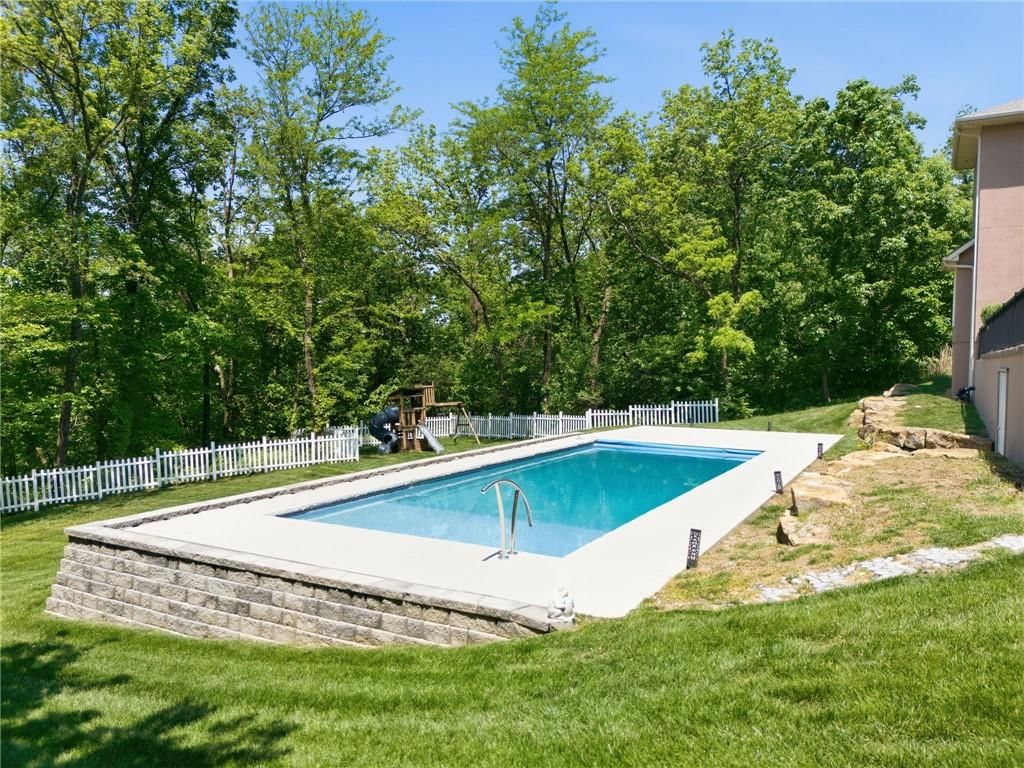 6930 NW WHITE PINE Circle — photo 58