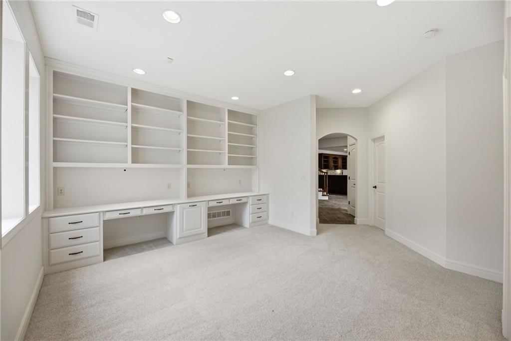 6930 NW WHITE PINE Circle — photo 67