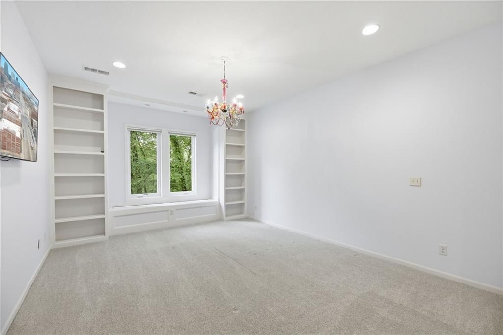6930 NW WHITE PINE Circle — photo 75