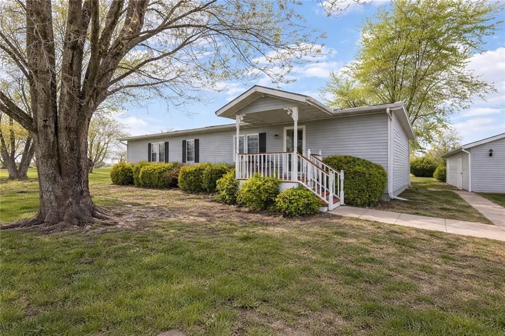 2960 Butler Road — photo 3