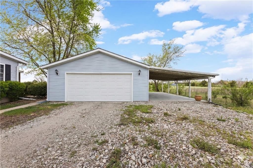 2960 Butler Road — photo 4