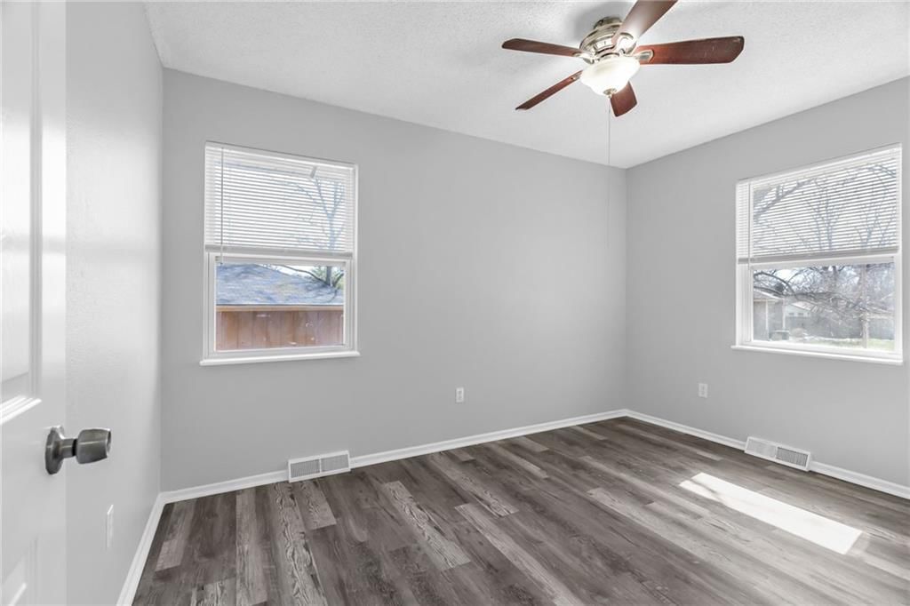 313 SW Blarney Court — photo 17