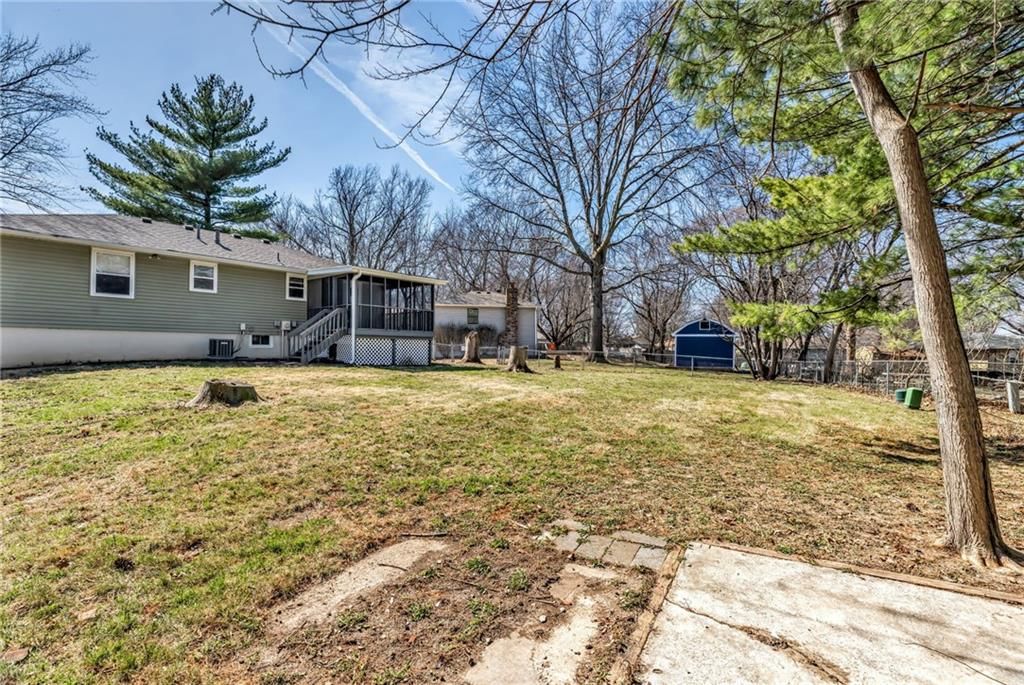 313 SW Blarney Court — photo 26
