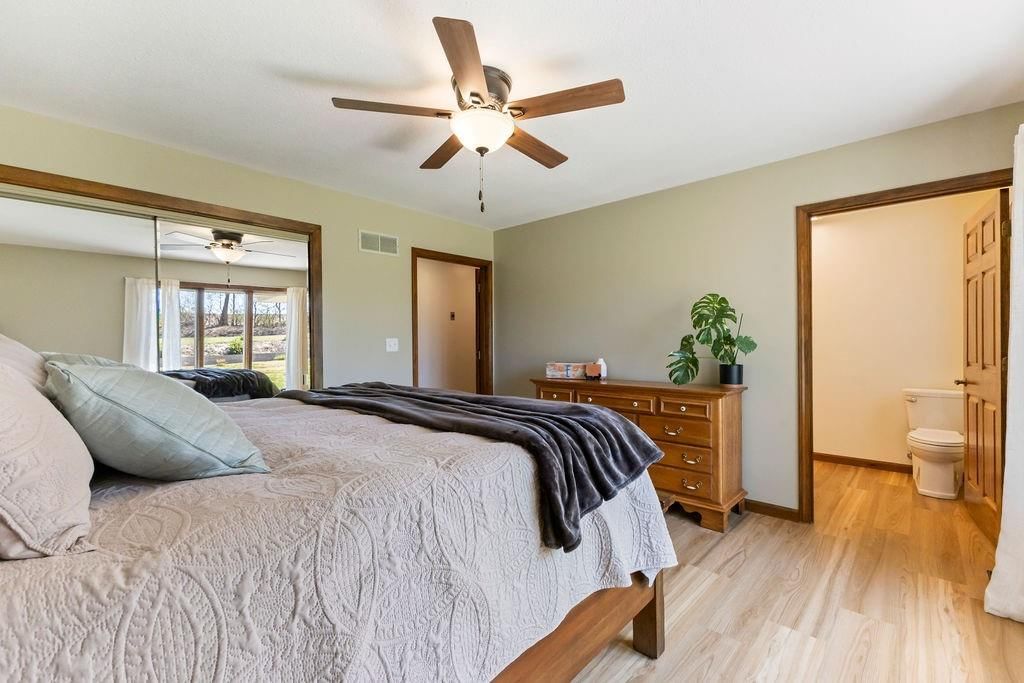 2401 SE Seymour Road — photo 17