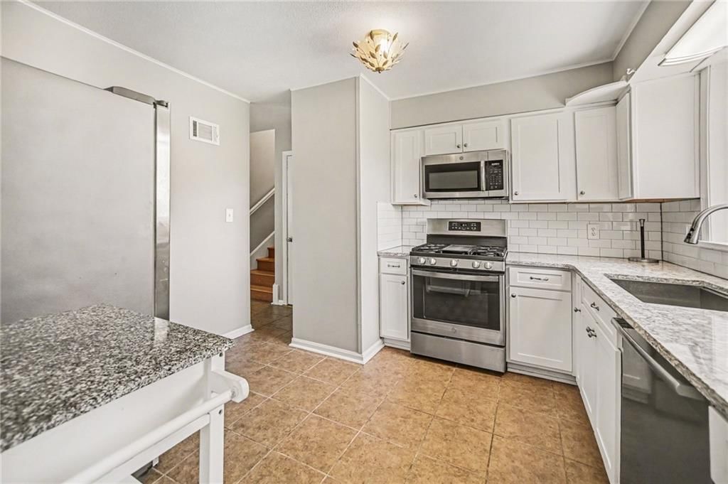 6403 E 120th Terrace — photo 9