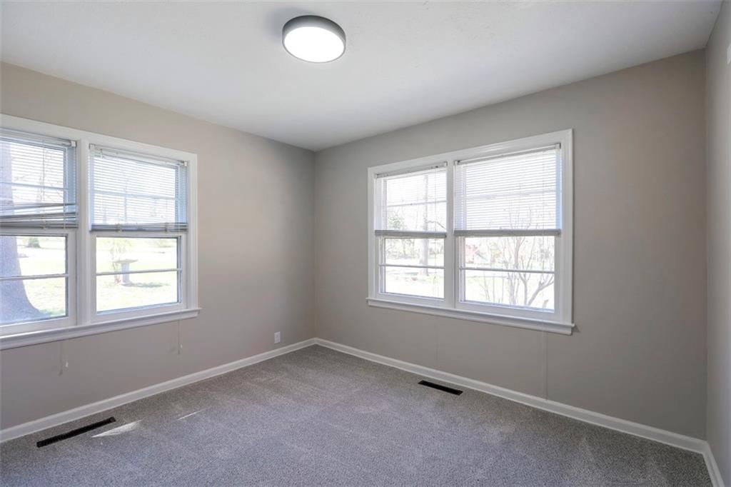 10001 E 31st Street S — photo 29