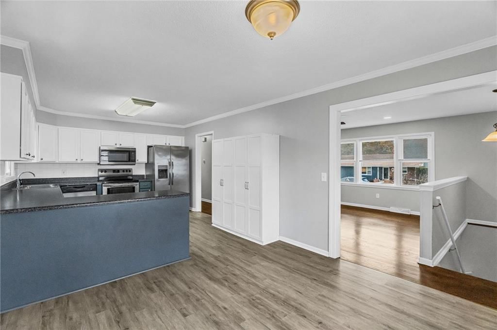 402 SW 23rd Street — photo 9