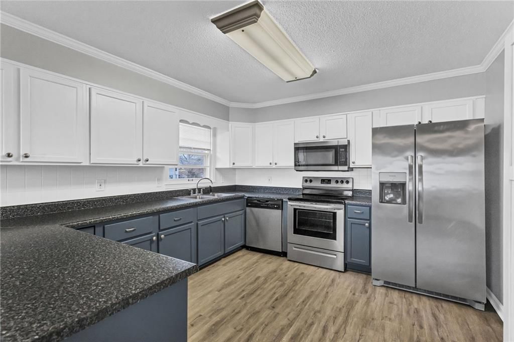 402 SW 23rd Street — photo 10