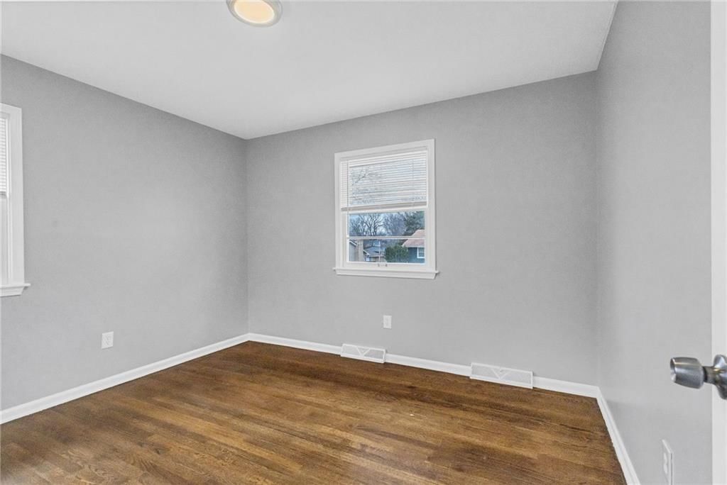 402 SW 23rd Street — photo 15