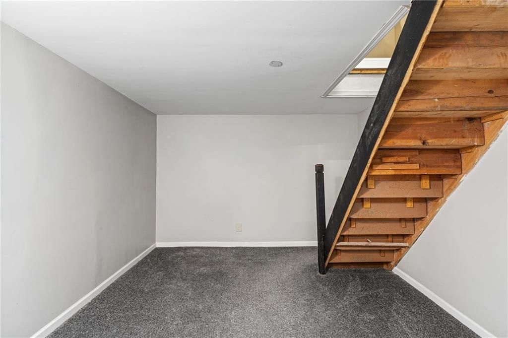 3018 Douglas Street — photo 13