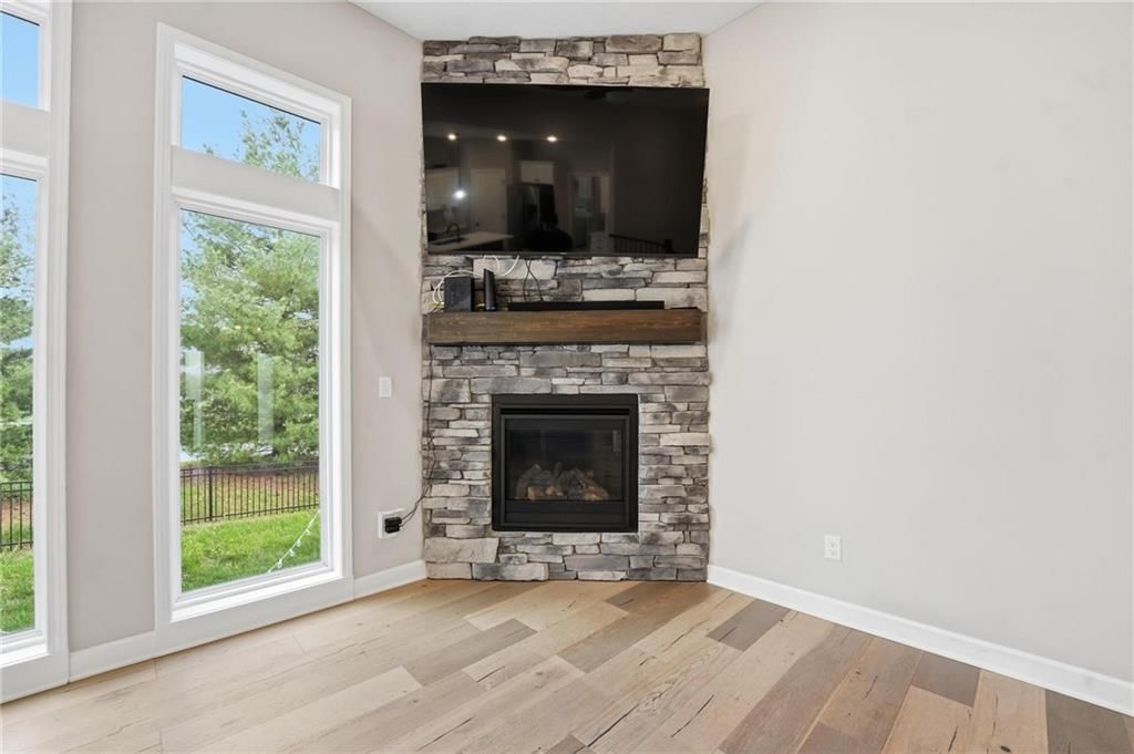 2209 Greenfield Court — photo 7