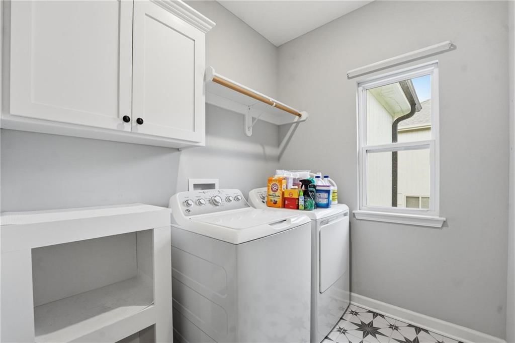 2209 Greenfield Court — photo 15