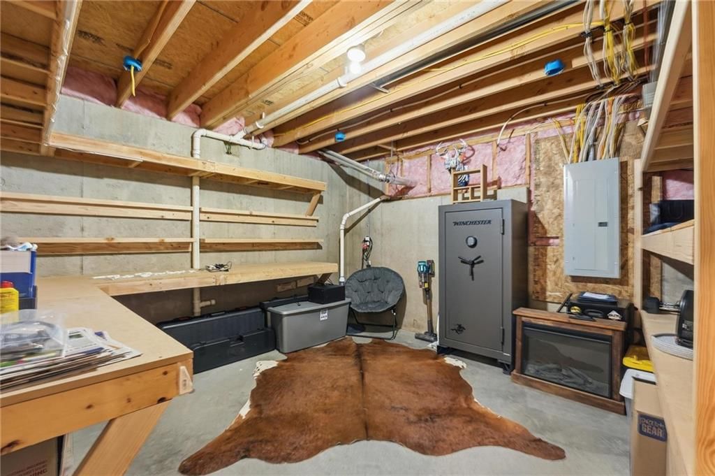 2209 Greenfield Court — photo 28