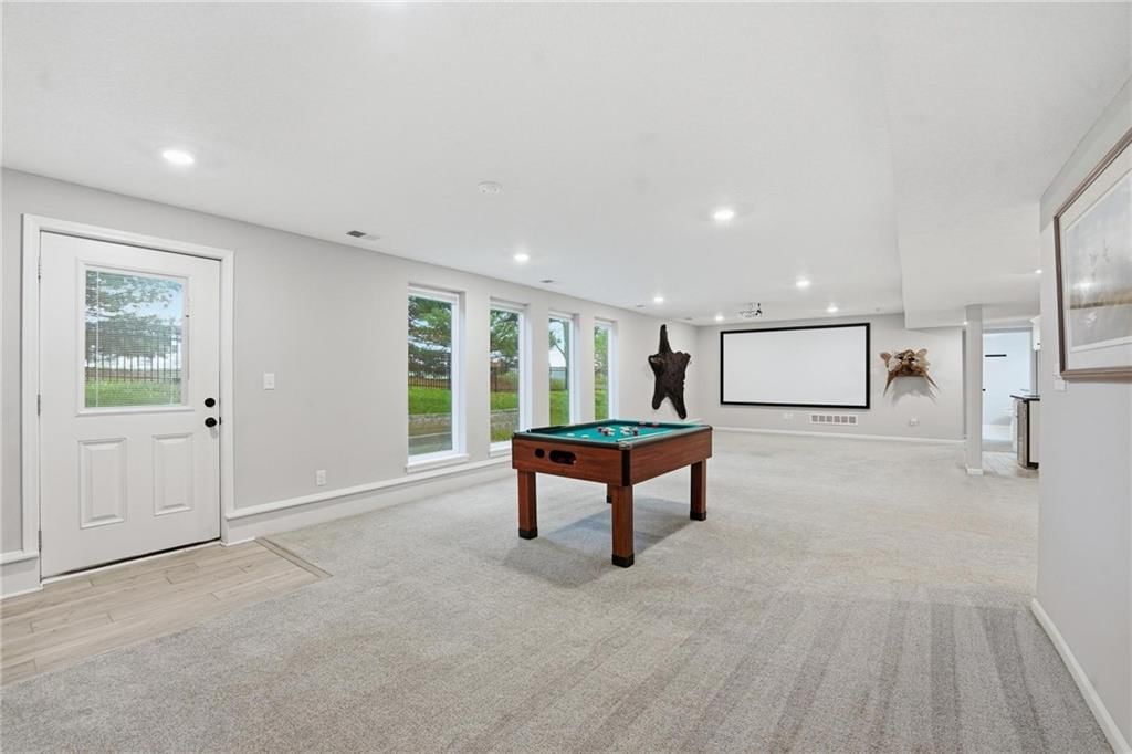2209 Greenfield Court — photo 32