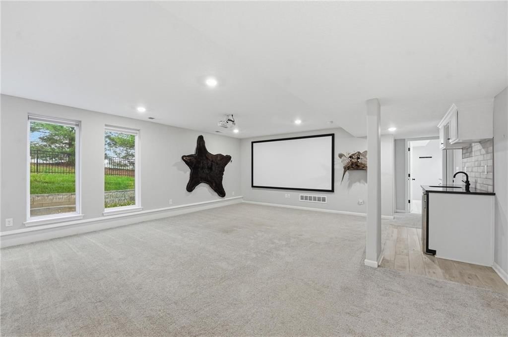 2209 Greenfield Court — photo 34