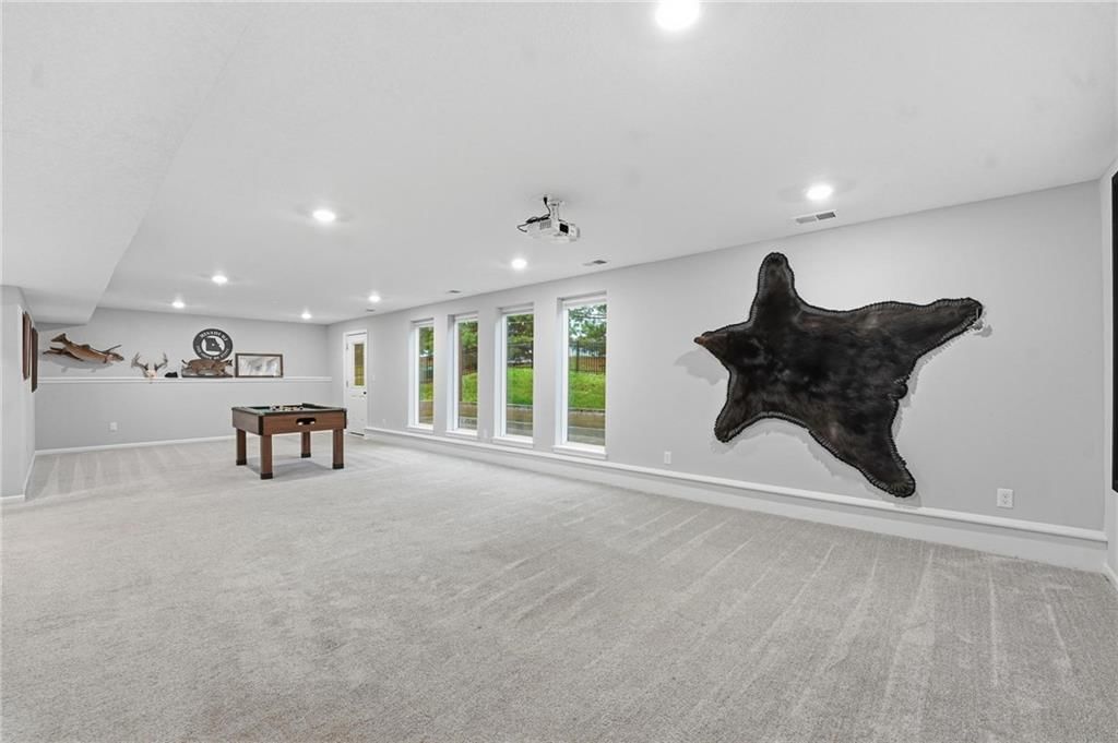 2209 Greenfield Court — photo 38