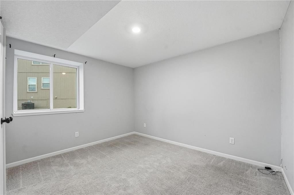 2209 Greenfield Court — photo 40