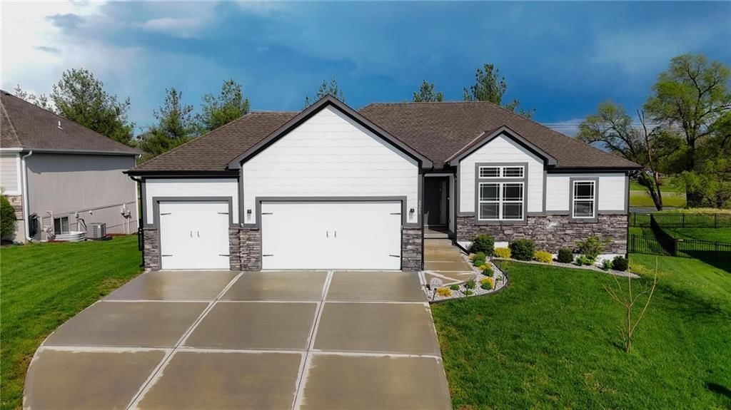 2209 Greenfield Court — photo 50