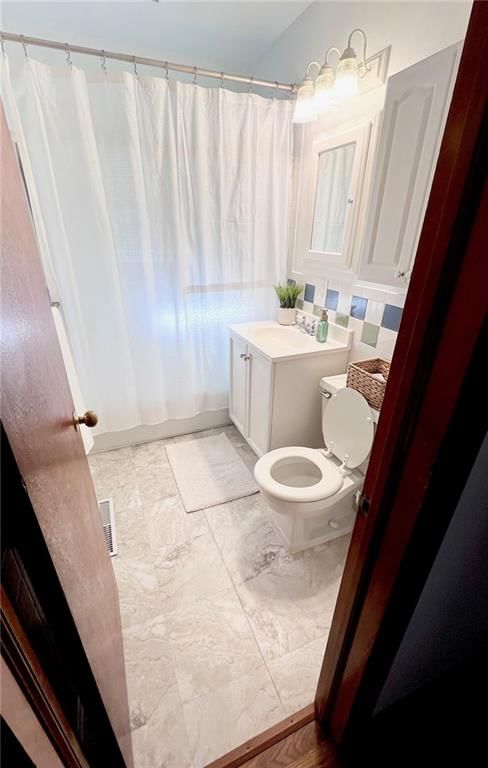 1716 N High Street — photo 7