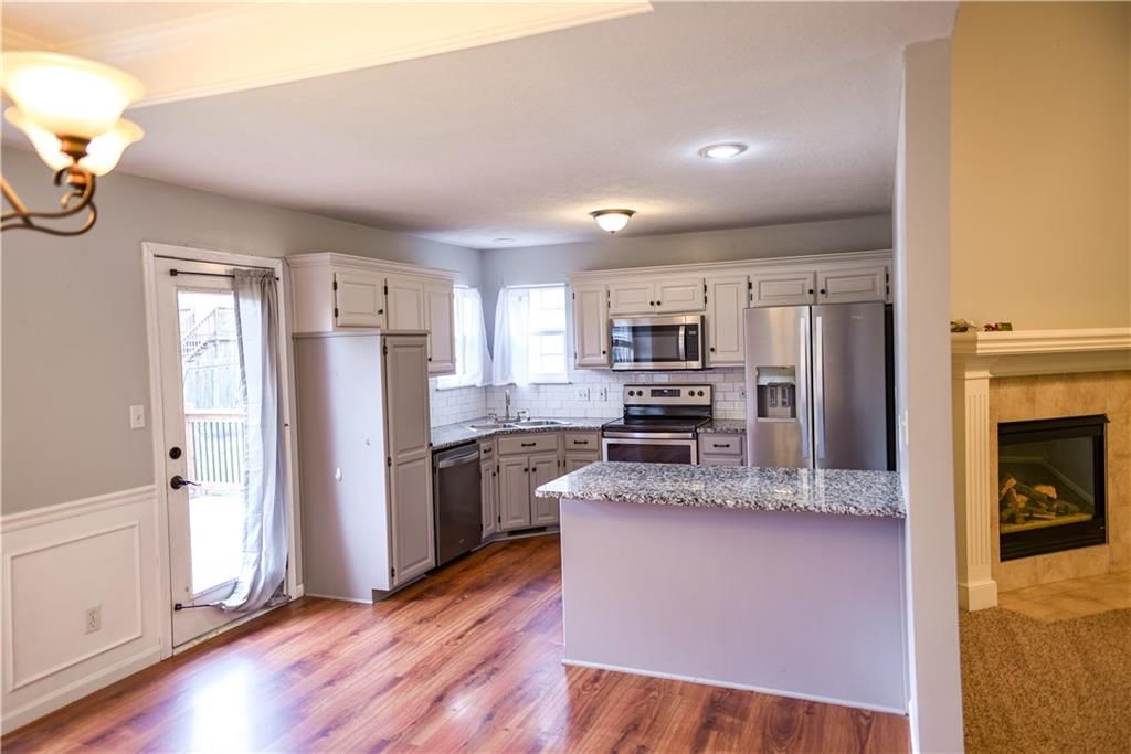2926 Garland Street — photo 10