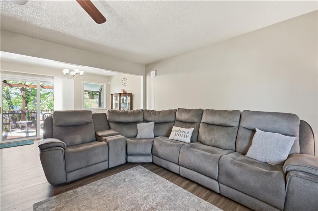 2824 Berry Lane — photo 4