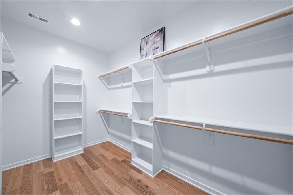 2124 SW Wheatfield Drive — photo 18