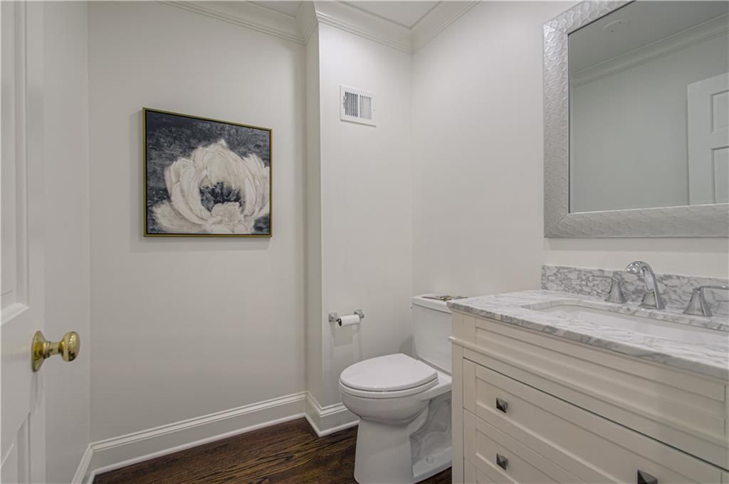 7 LeMans Court — photo 17
