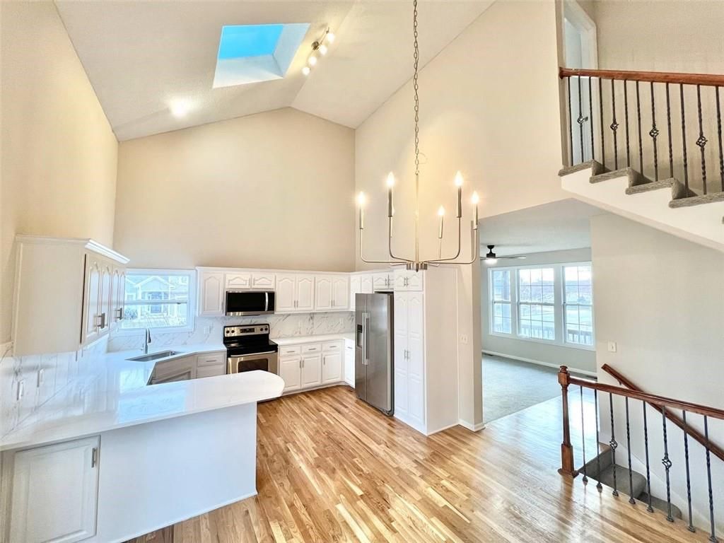 8801 N Kirkwood Avenue — photo 7