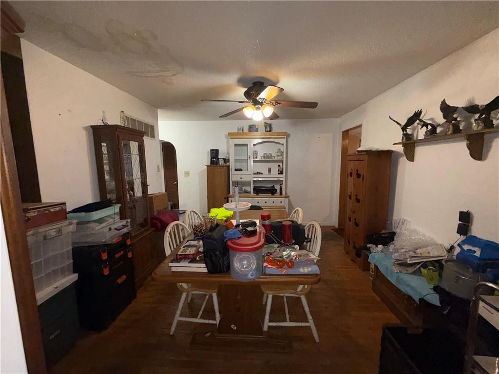 115 E South Street — photo 15