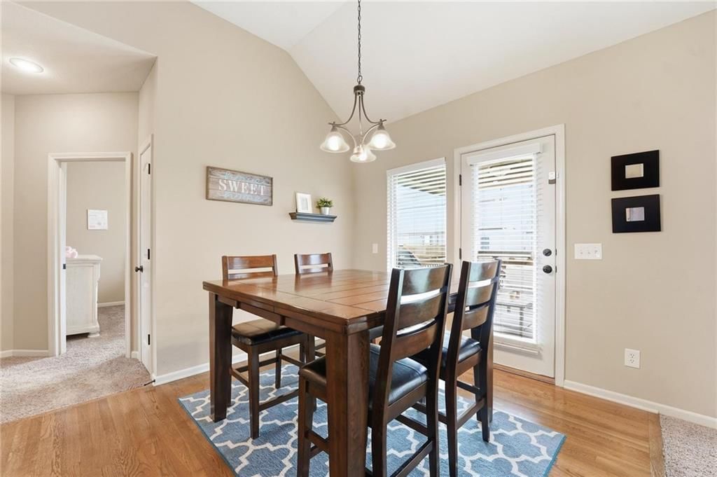 10818 N Oakland Avenue — photo 7