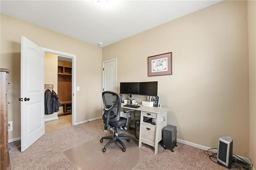 10818 N Oakland Avenue — photo 16