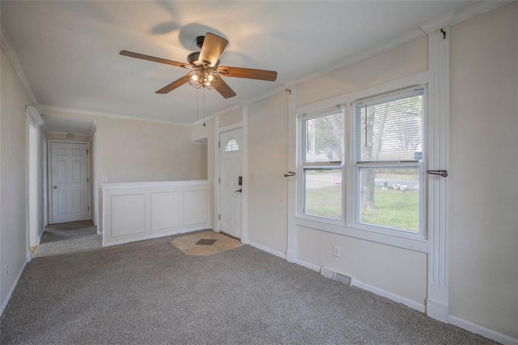 5521 Ash Avenue — photo 6