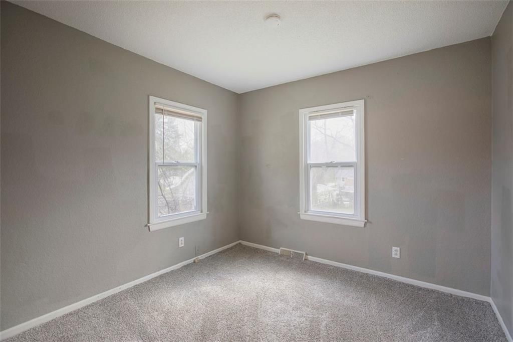 5521 Ash Avenue — photo 8