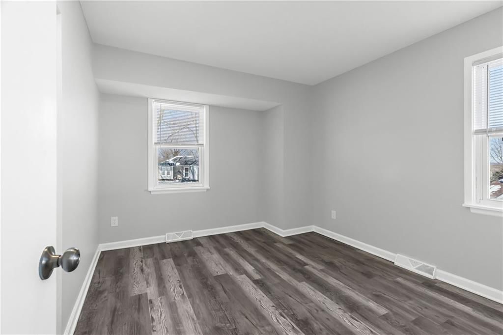 808 NW Arlington Place — photo 13