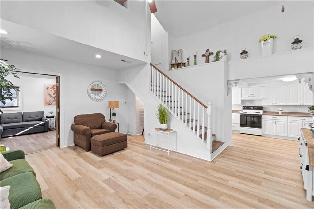 1205 SW South Avenue — photo 5