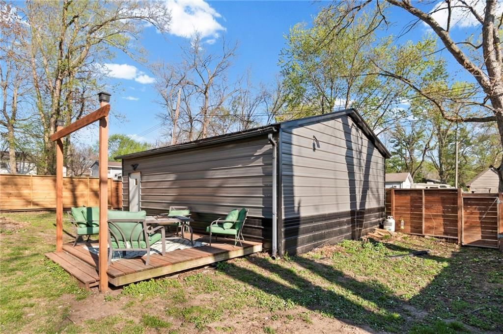 1205 SW South Avenue — photo 31