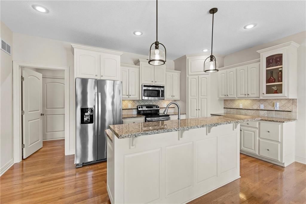 2841 NE Marywood Court — photo 9