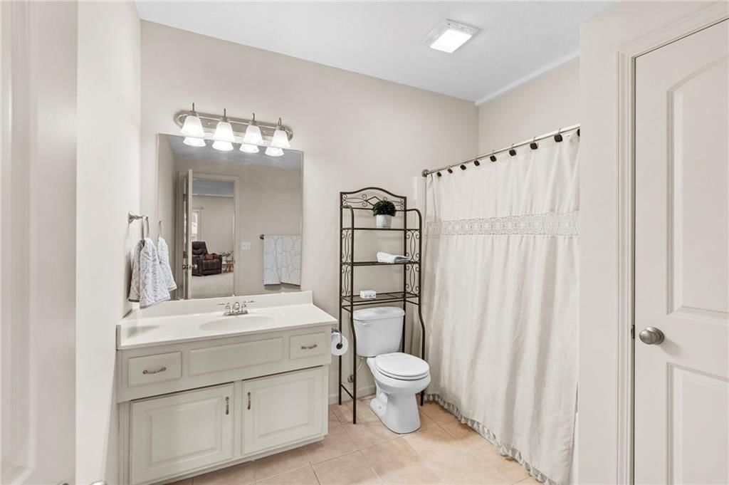 2841 NE Marywood Court — photo 27