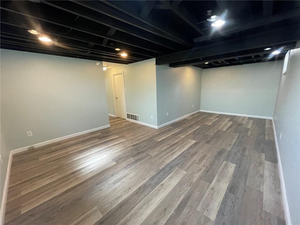 10637 College Avenue — photo 24