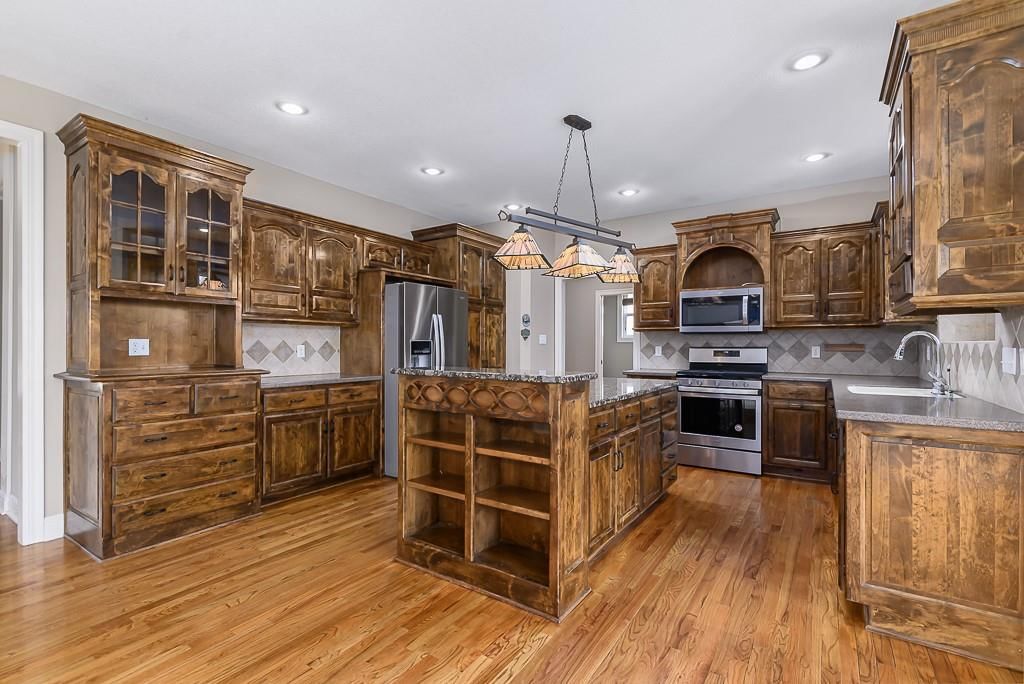672 Everly Court — photo 4