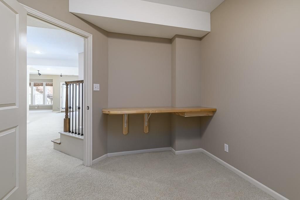 672 Everly Court — photo 31
