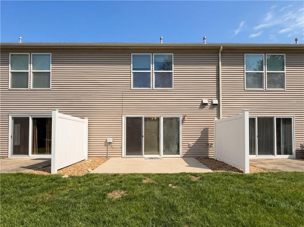 5536 N Fairmount Avenue — photo 5