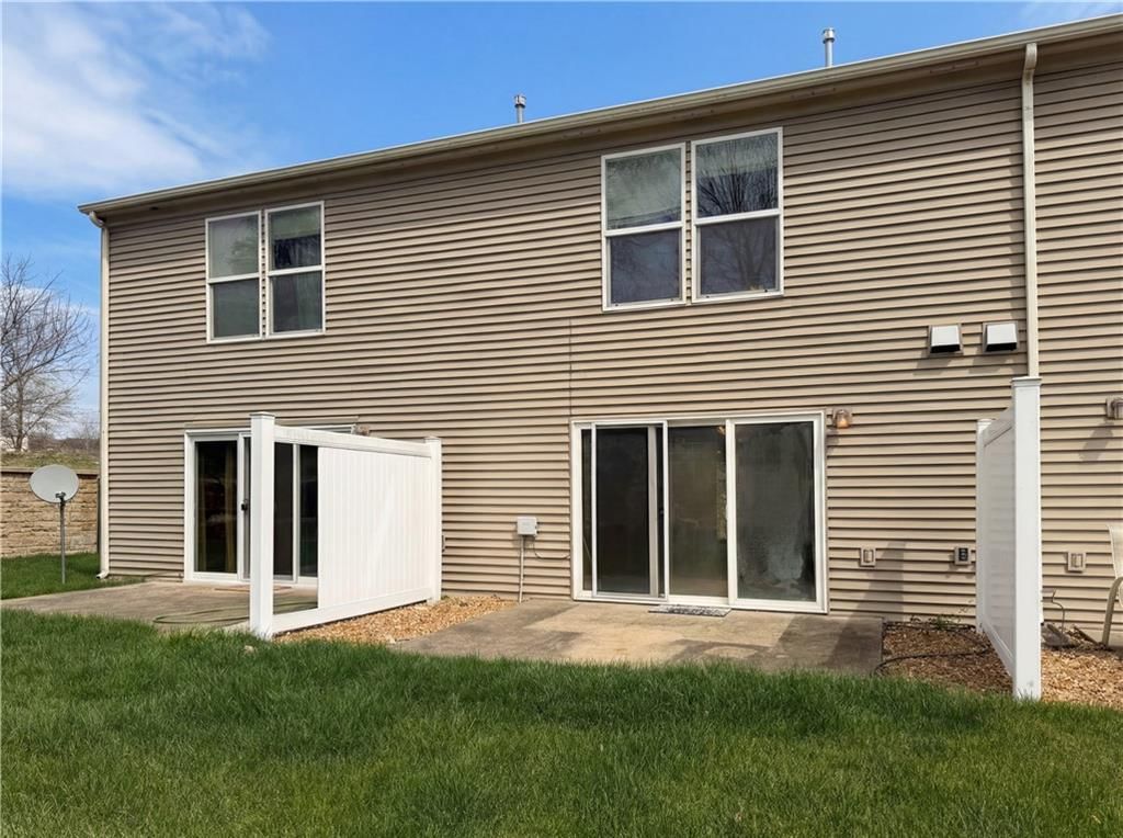 5536 N Fairmount Avenue — photo 11