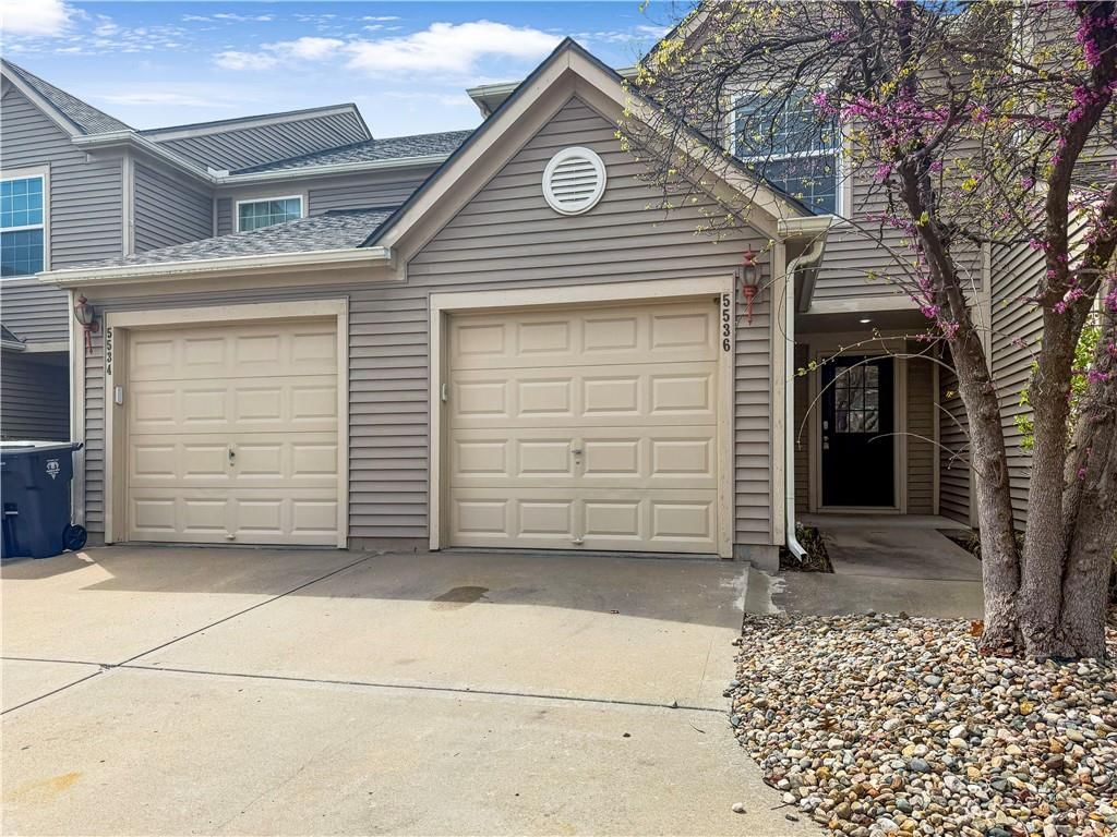 5536 N Fairmount Avenue — photo 17