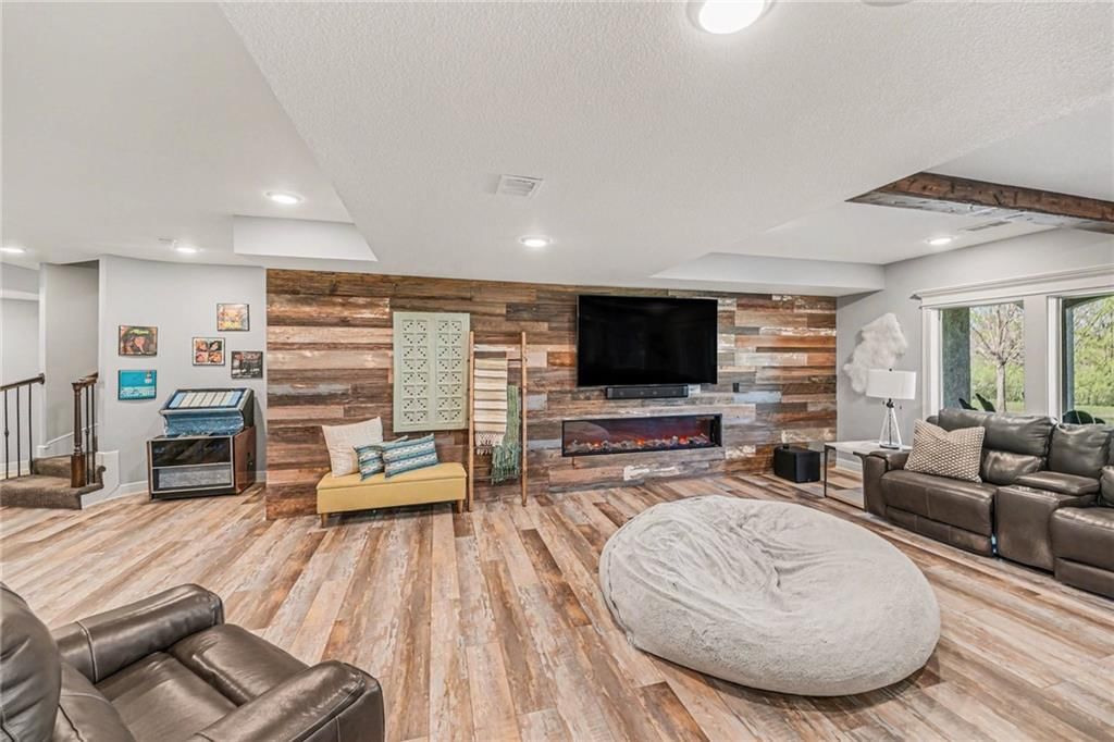 8070 NW Masters Lane — photo 36