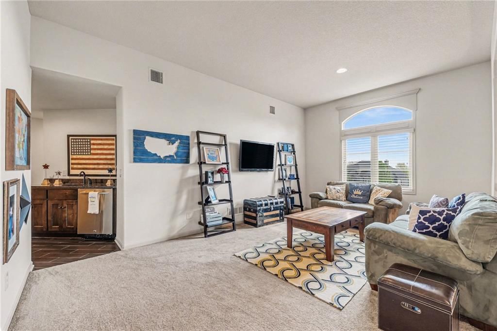 8070 NW Masters Lane — photo 38