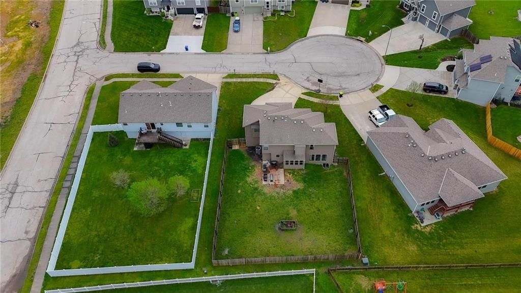 12306 Burr Oak Circle — photo 35