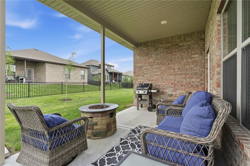 22662 W 89th Street — photo 37